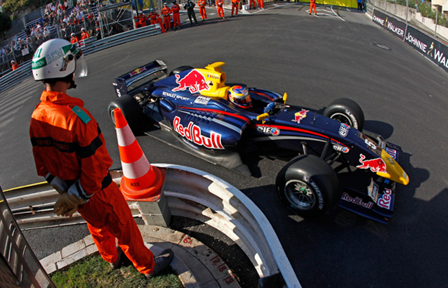 2011_monaco_033_vergne-1.png